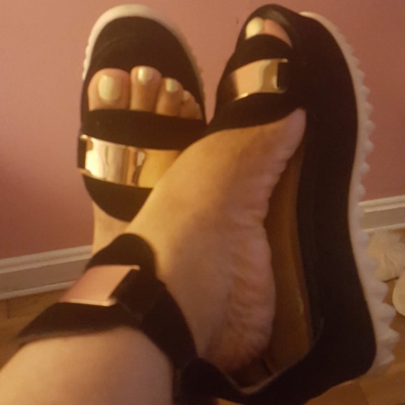 SOLD!! - Picture 2 of 4